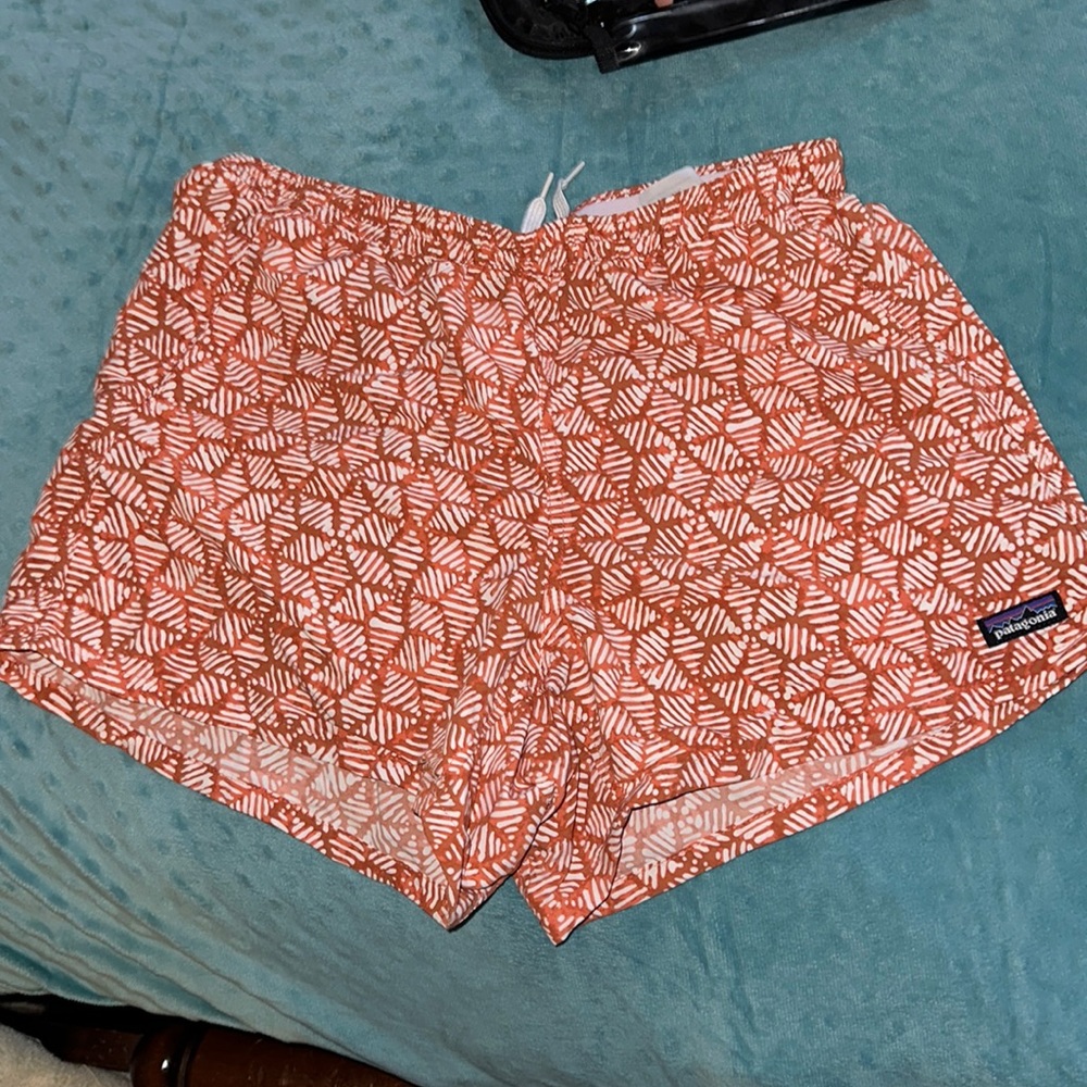 Patagonia Womens Orange Patterned Shorts Adult Medium